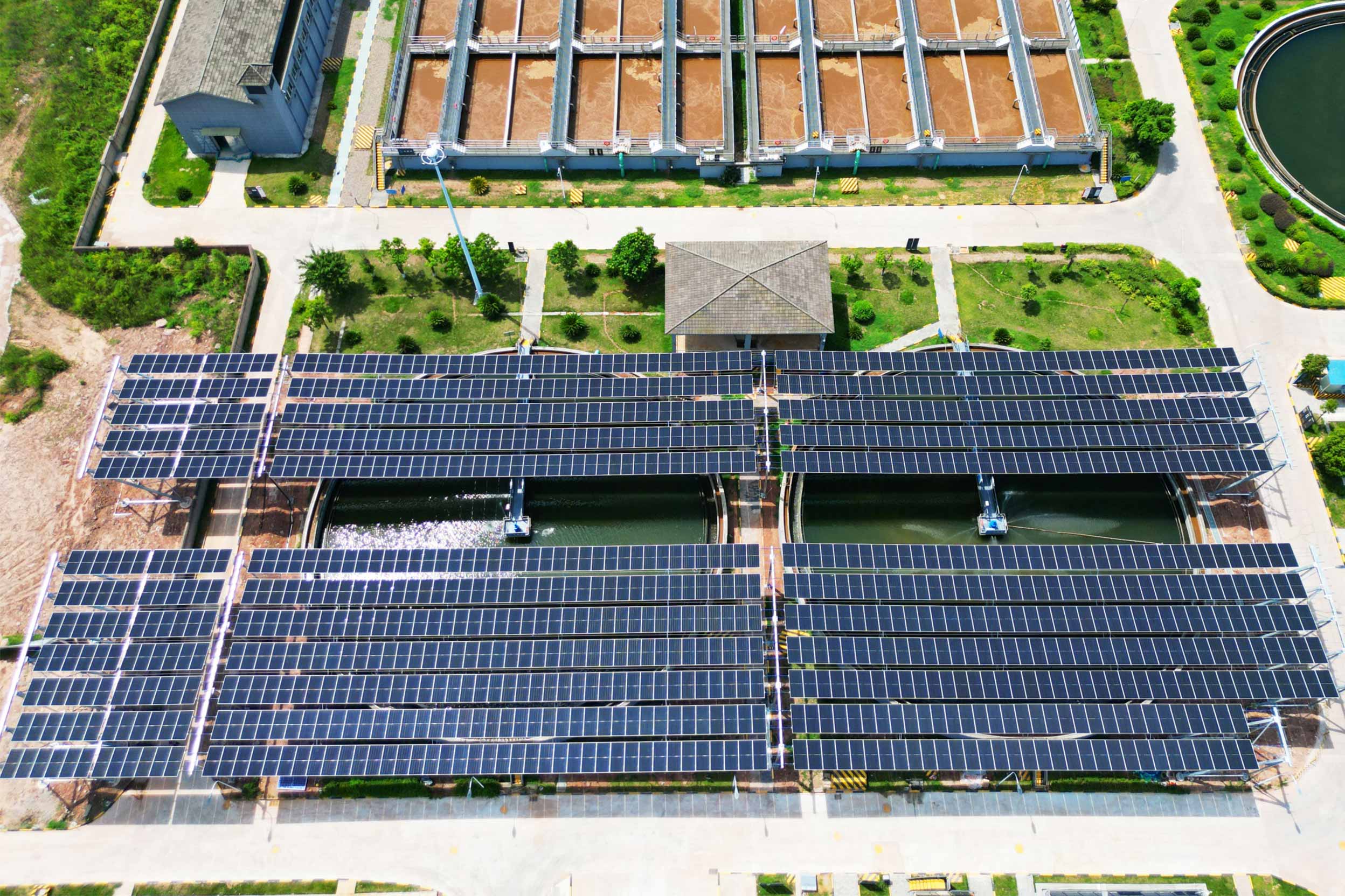 重庆水务集团分布式光伏项目土主污水处理厂0.66MW柔性支架EPC总承包工程